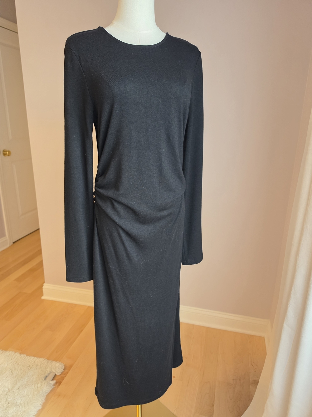 Banana Republic Black Long-Sleeve Jersey Midi Dress